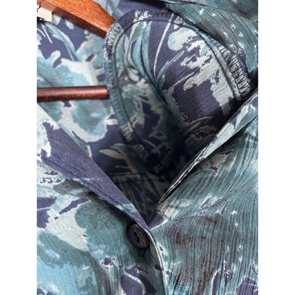 DonnKenny Womens Button Up Blouse Size L Tropical Blue Floral Short Sleeve Beach - Picture 6 of 9